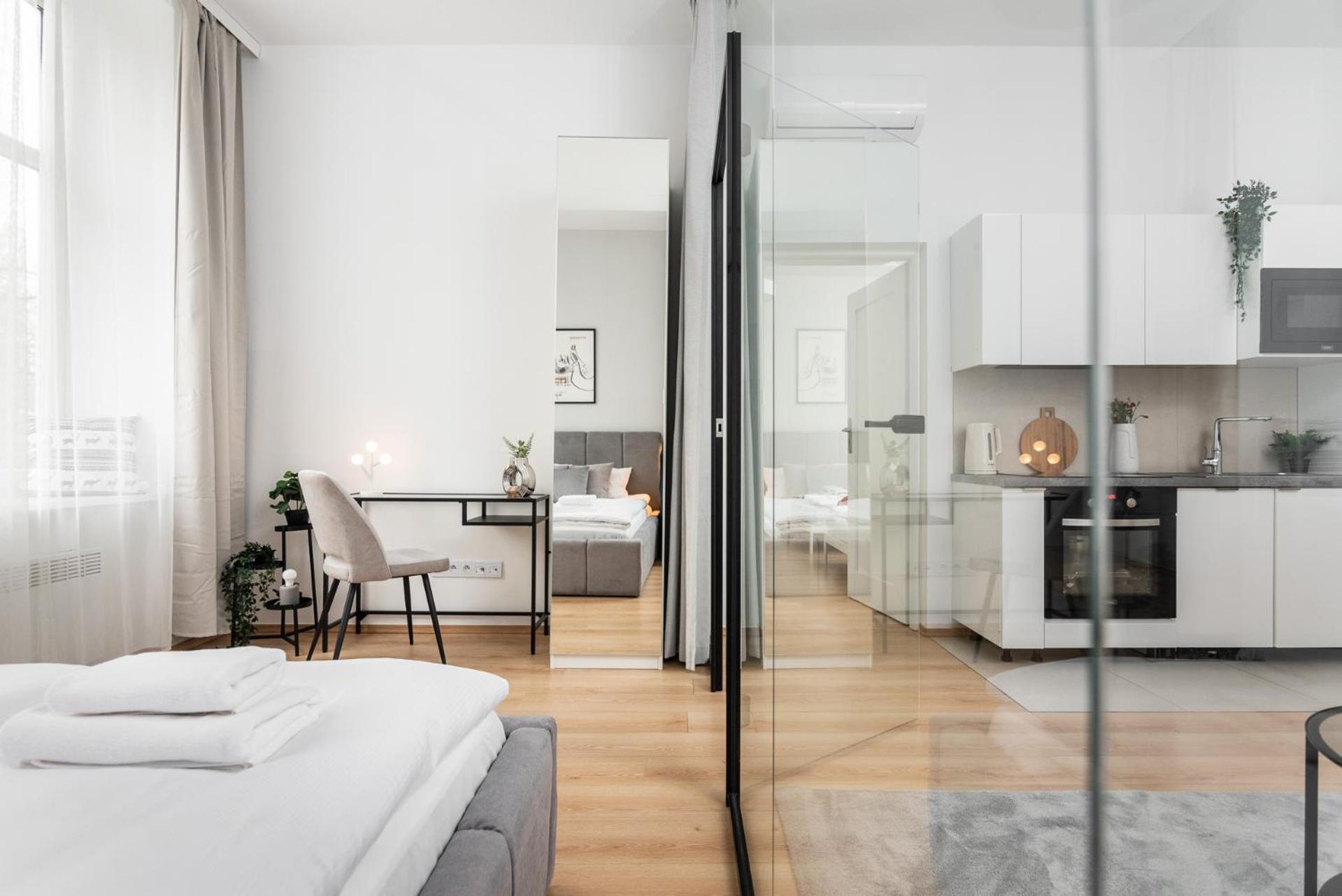 Modern Centrally Located Apartments - By Upstairs 크라쿠프 외부 사진